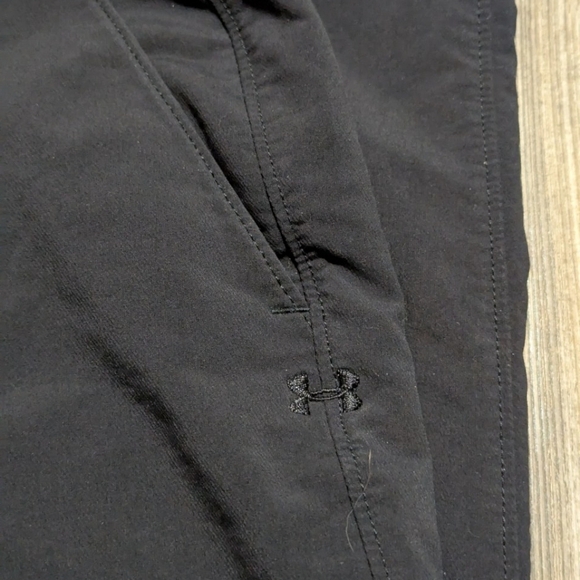 Under Armour Black Men's Pants - Picture 9 of 12